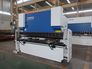feito no fabricante da china 3 + 1 eixo freio da imprensa cnc, máquina de dobra hidráulica para venda